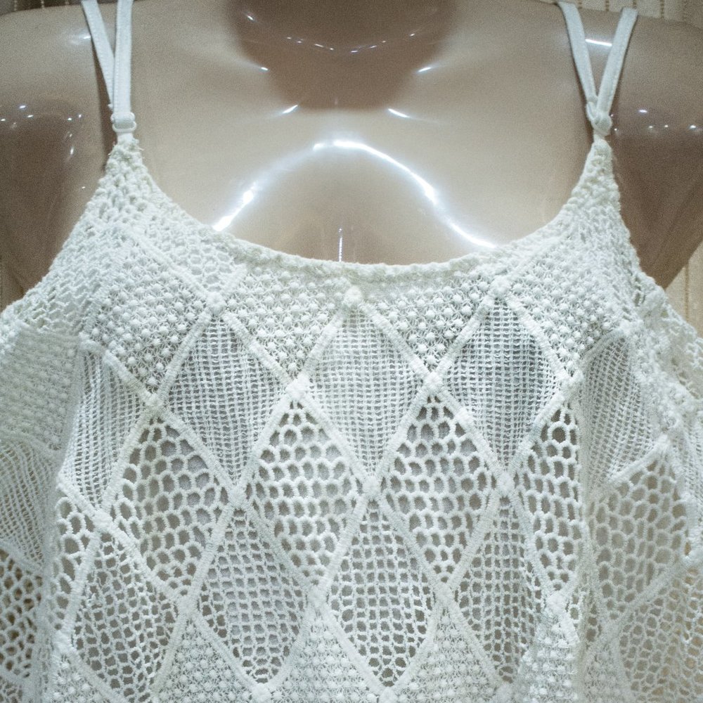 Off White Cotton Crochet Knit Flare Crop top (M) - NWOT - Picture 4 of 8